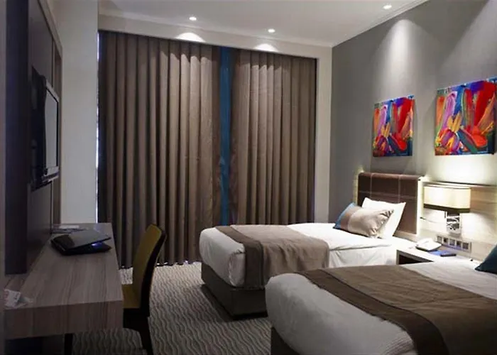 Hotel Ostimpark Business 3*