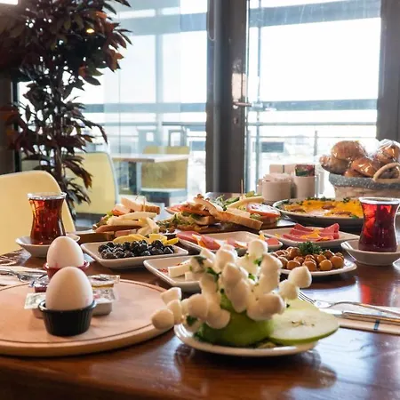 Ostimpark Business 3*