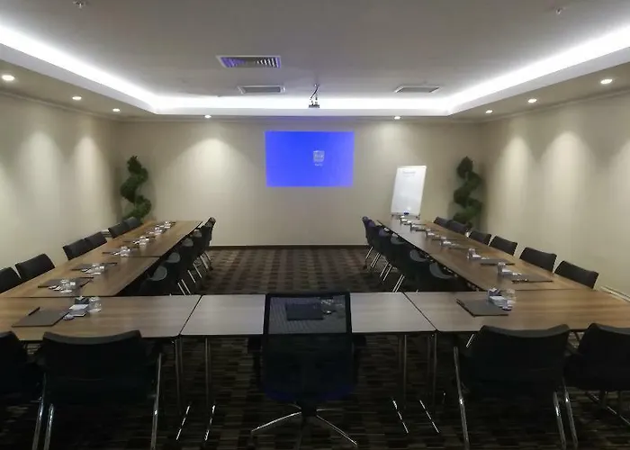 Otel Ostimpark Business